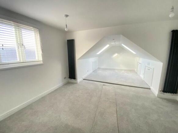 Bedroom 1/ Open Dressing Room