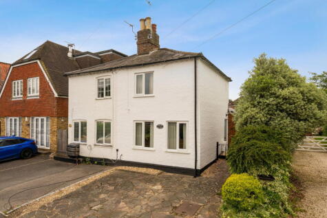 1 Poplar Cottages, Three Households, Chalfont St Giles, Buckinghamshire HP8 4LN