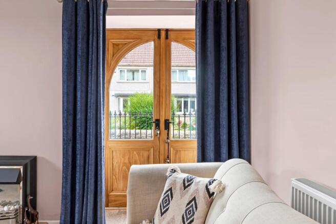2 bed Flat for sale Image 4