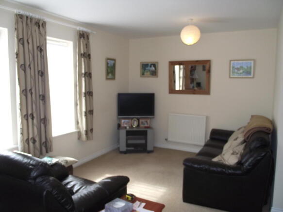 Sitting/Dining Room