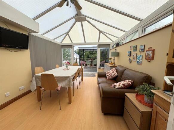 Penrhos Road, Bangor, Gwynedd, LL57 photo 4