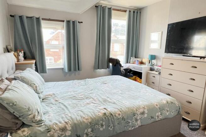 bed 1