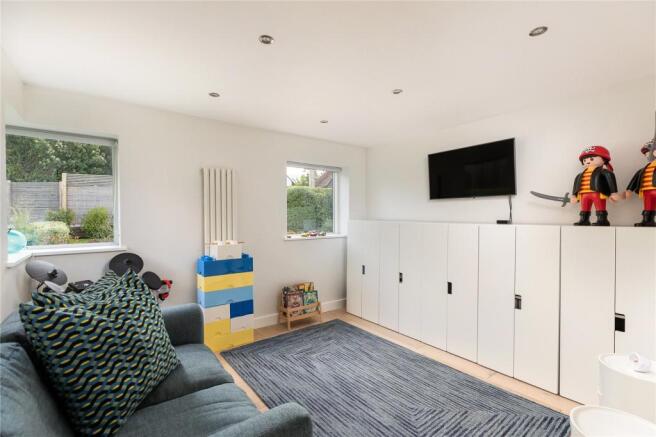 Playroom/Bedroom 5
