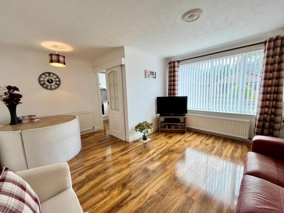Munro Place, Alloa, Clackmannanshire, FK10 1QT photo 4