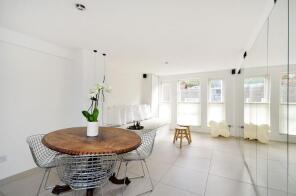 Flat 1, Connaught House, Garway Road, London W2 4PH