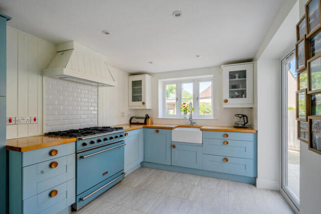 Kitchen/Dining