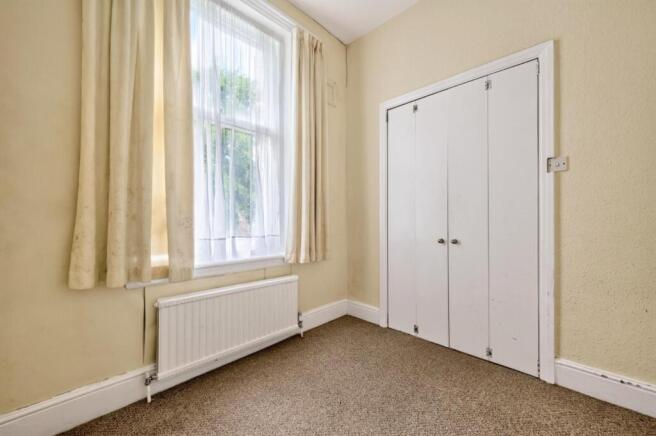 2 bed Flat for sale Image 12