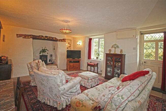 SITTING ROOM