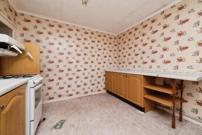 2 bed Semi-Detached Bungalow for sale Image 3