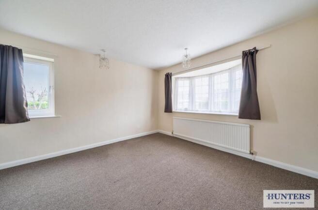 4 bed Detached Bungalow for sale Image 11
