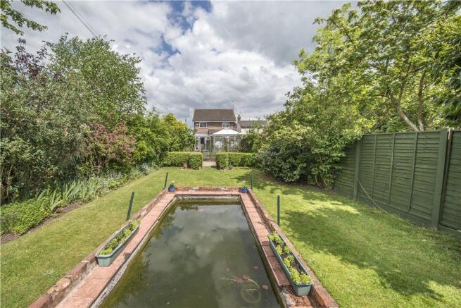 Garden & Pool
