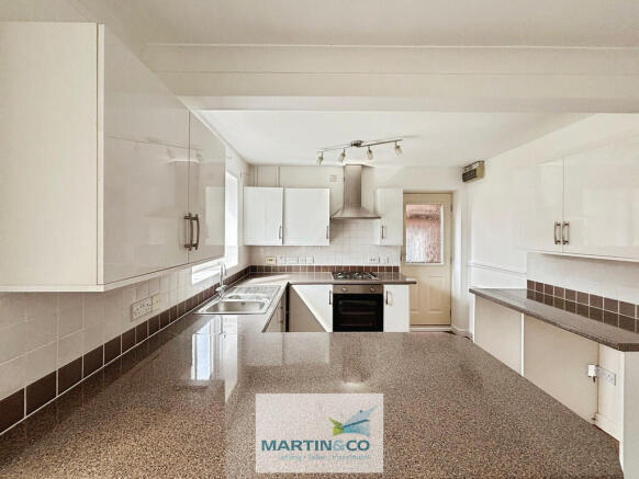 ce71d9d4-7-4AE5-8...