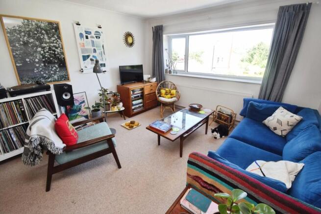 2 bed Apartment for sale Image 4