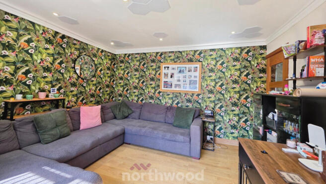 3 bed End of Terrace for sale Image 2
