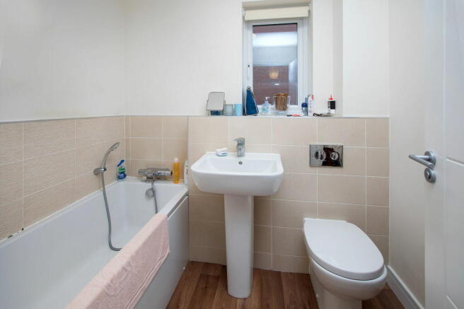 Photo 10