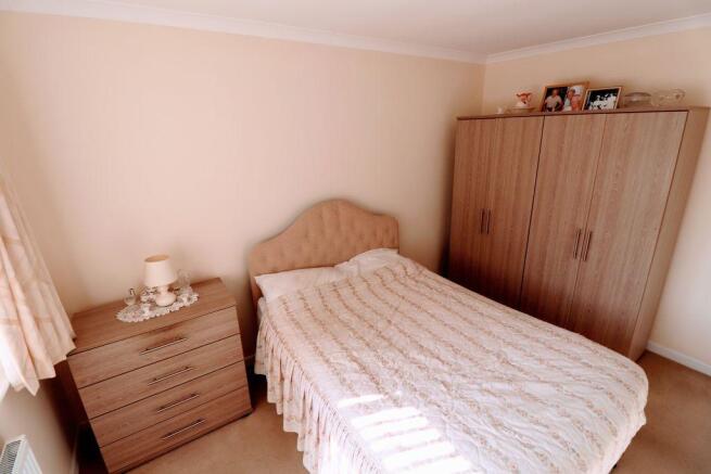 Bedroom 1 (Double)