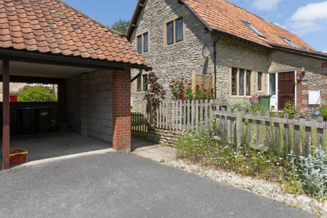 Carport & Parking
