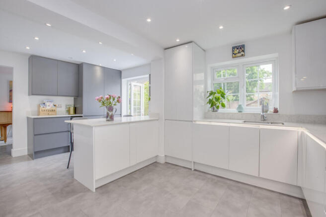 14 Stapleton Close, SL7 1TZ (LOW RES)-17
