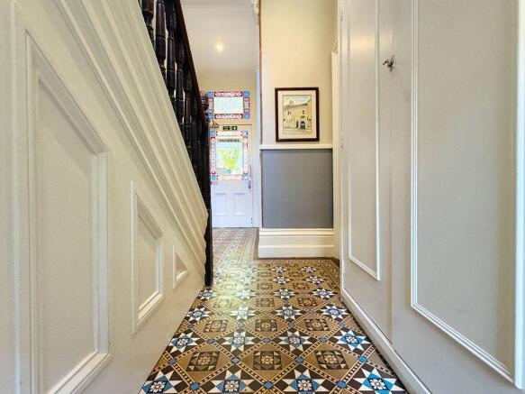 8 bed Terraced for sale Image 10