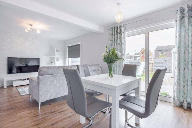 Living Room/Diner