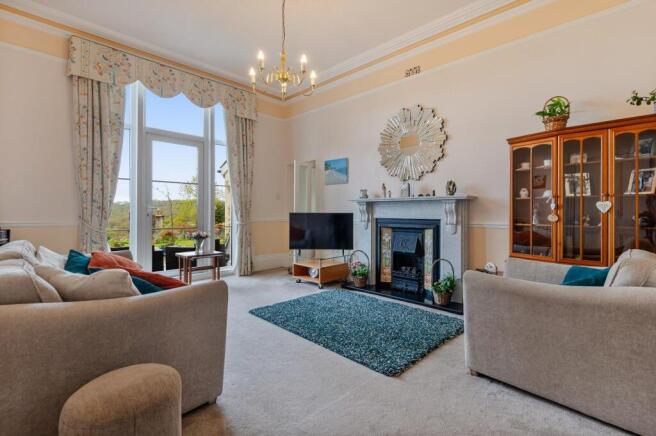 A14 - 26 College Road Newton Abbot - 250422.jpg