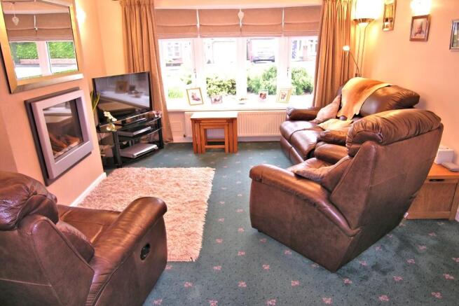 LOUNGE VIEW 