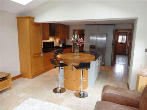 KITCHEN 1