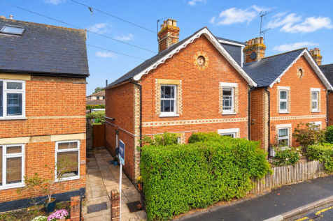 Anyards Road, Cobham, KT11