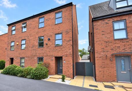 Magnolia Road, Seacroft, Leeds, West Yorkshire
