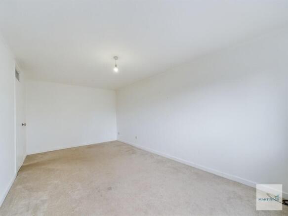 CAM03394G0-PR0047...