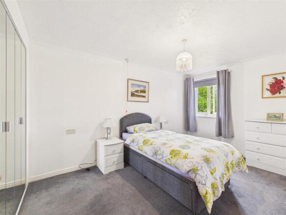 1 bed Apartment for sale Image 7