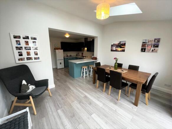 kitchen3.jpg
