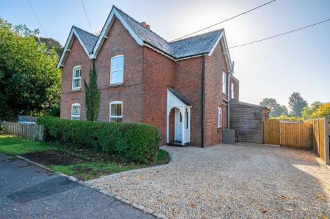 Weyhill, Andover, SP11