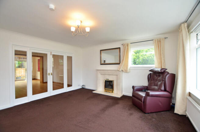 31 Newark Crescent, Doonfoot, KA7 4JD photo 4