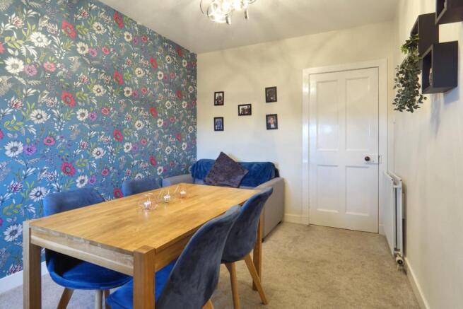 Dining Room/Bedroom3