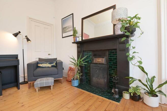 46 Willowbrae Road, Edinburgh, EH8 7HA photo 4