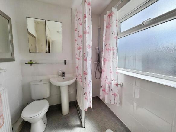 2 bed Bungalow for sale Image 8