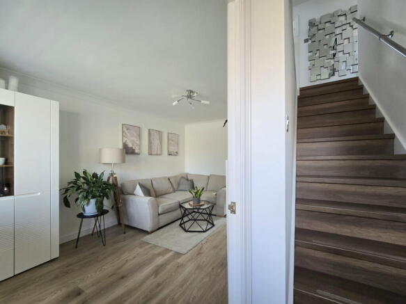 Oransay Close, Great Billing, Northampton, NN3 9HF photo 3