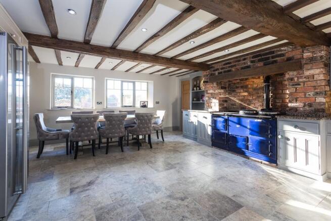 Kitchen/Breakfast Ro