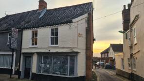 Studio Flat, 2, Upper Olland Street, Bungay NR35 1BG