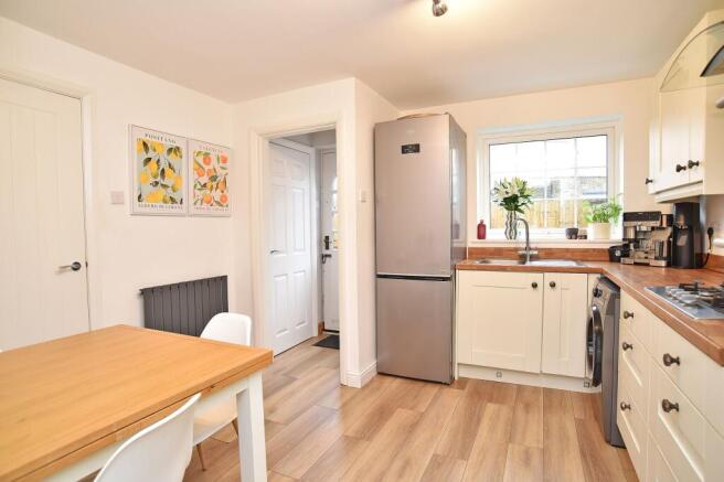 2 bed Terraced for sale Image 10