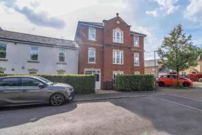 17, Little Dominie Court, Fayrewood Drive, Great Leighs, Chelmsford CM3 1GT