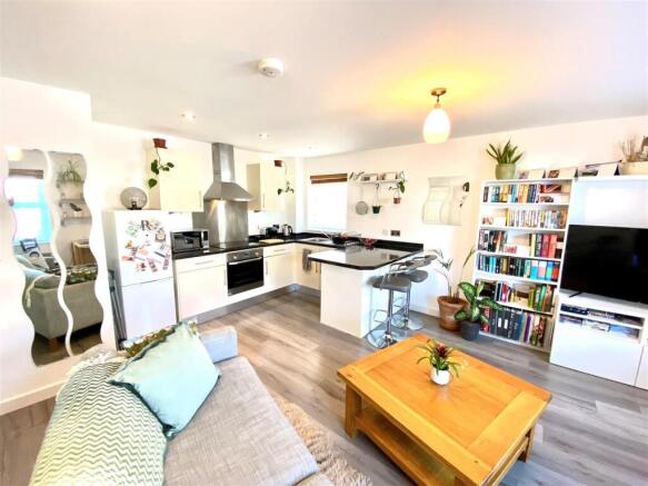 KL Flat 1.jpg