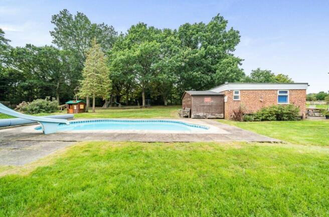 Davidson Frost-Wellings, DFW, The Rise, Elstree, G