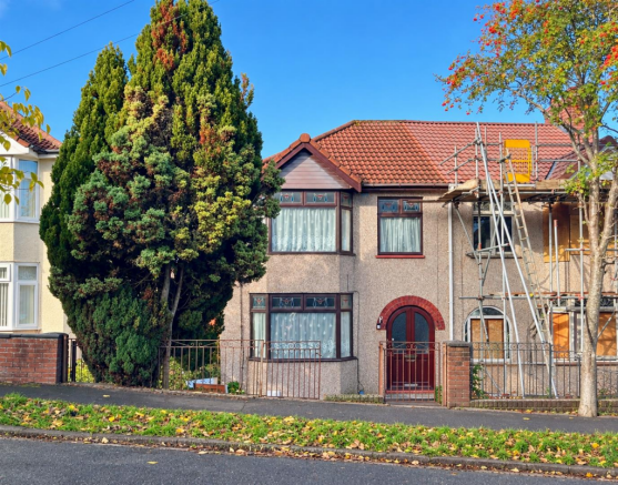 Front shot of property.png