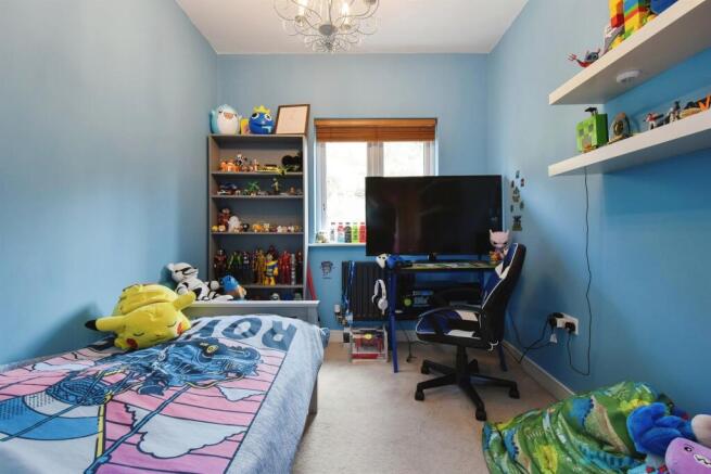 Photo 11