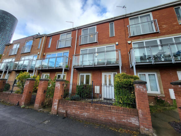 4 bedroom House for rent