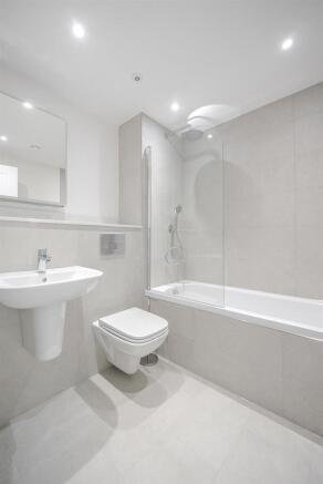 2 bed Flat to rent Image 11