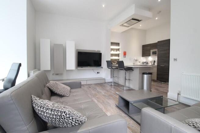 Lounge-Kitchen