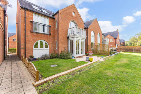 Sequoia Mews, Stratford-Upon-Avon, CV37